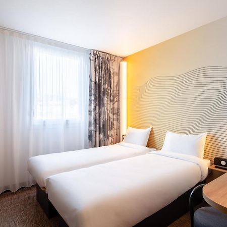 B&B Hotel Igny Palaiseau Kültér fotó