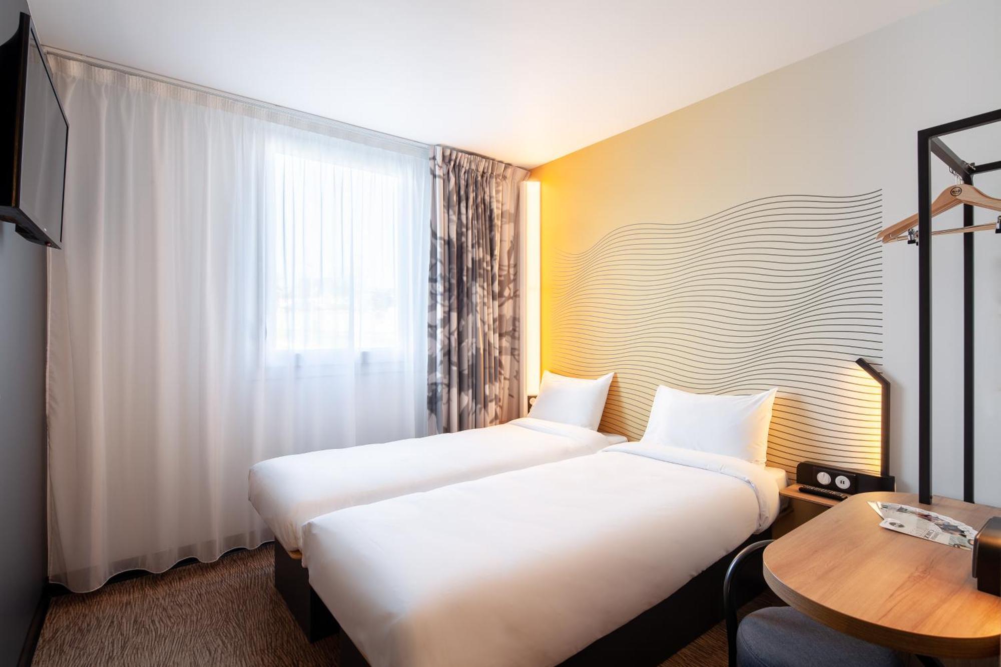 B&B Hotel Igny Palaiseau Kültér fotó